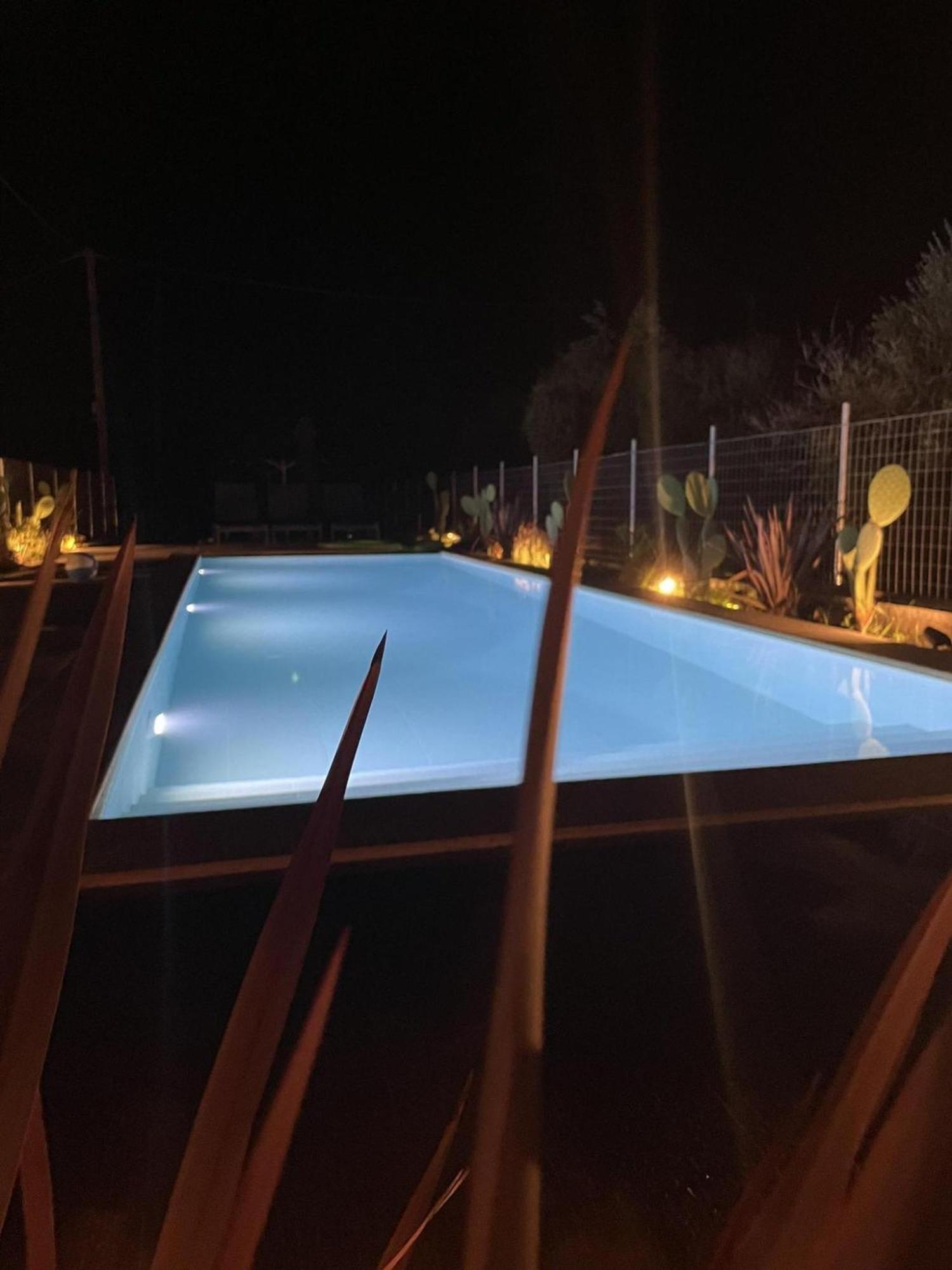 Blue Symphony Suites Apartments Nikiána Kültér fotó